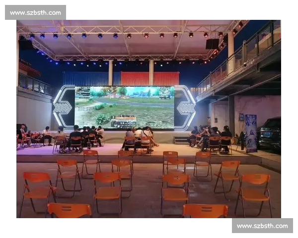 激情四溢的电竞竞技场全景展示 激烈对决燃爆现场观众的热血与梦想